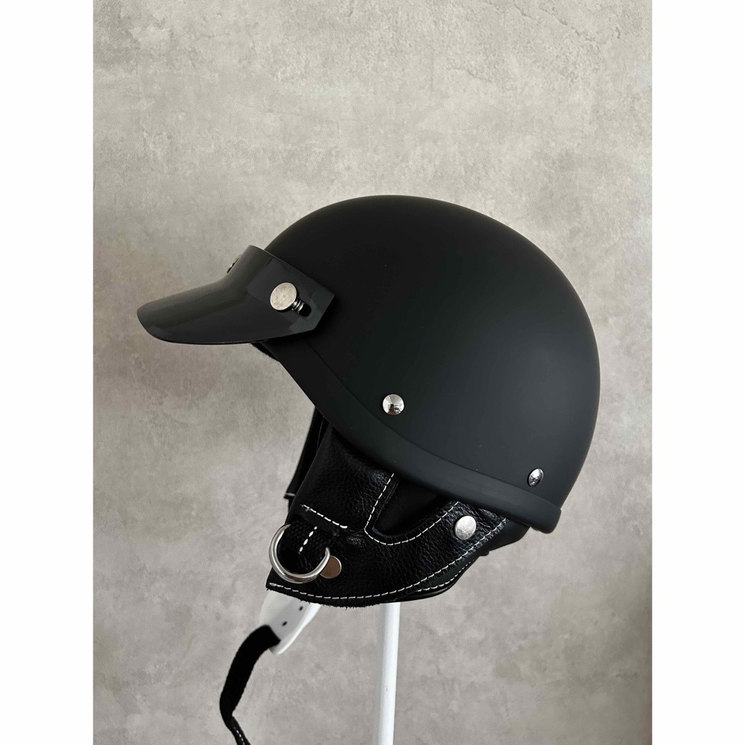 ショーティー　マットブラック　Lサイズ　ハーフヘルメット　BELL TT&CO 自動車/バイクのバイク(ヘルメット/シールド)の商品写真