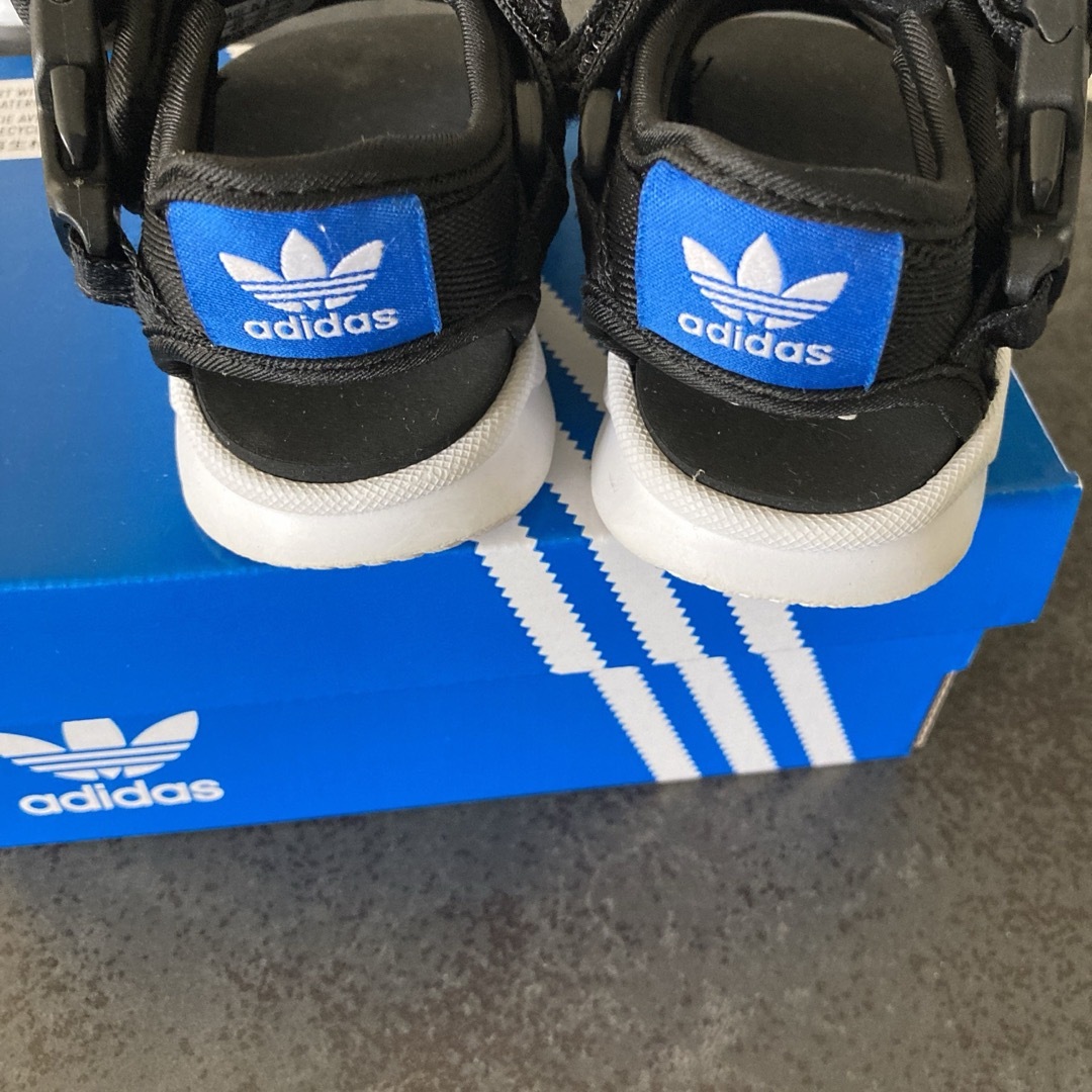 adidas(アディダス)のadidasキッズサンダル★12㎝ キッズ/ベビー/マタニティのベビー靴/シューズ(~14cm)(サンダル)の商品写真