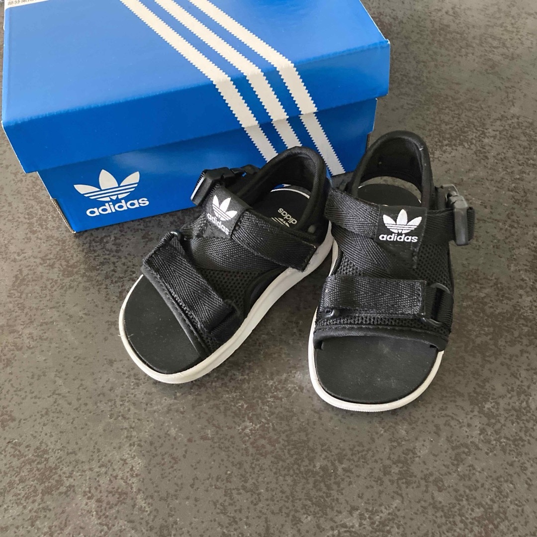 adidas(アディダス)のadidasキッズサンダル★12㎝ キッズ/ベビー/マタニティのベビー靴/シューズ(~14cm)(サンダル)の商品写真