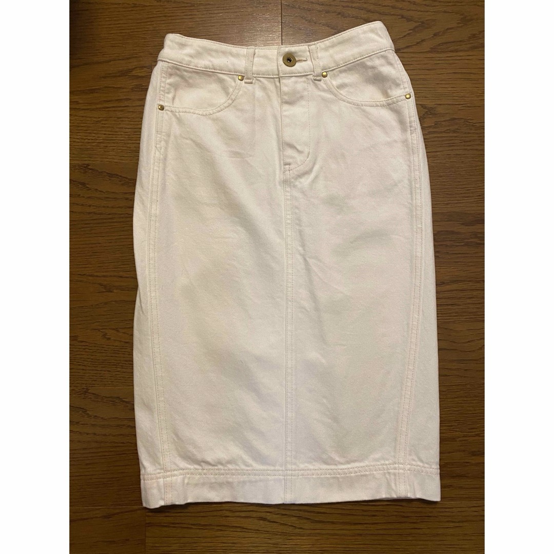 Chesty(チェスティ)のチェスティ ホワイトデニムタイトスカート 00 レディースのスカート(ひざ丈スカート)の商品写真