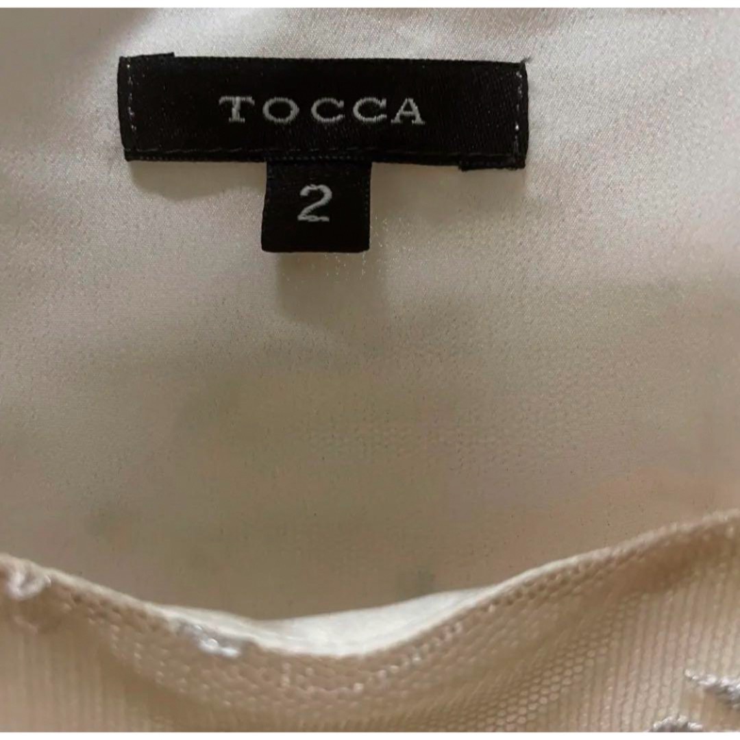 TOCCA(トッカ)の美品　TOCCA ノースリーブワンピース　リボン　レース　ラメ　プリーツ　花柄 レディースのワンピース(ひざ丈ワンピース)の商品写真