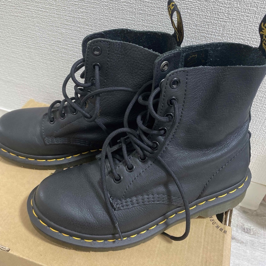 Dr.Martens(ドクターマーチン)のドクターマーチン Dr AirWair Martens レディース　ブーツ レディースの靴/シューズ(ブーツ)の商品写真