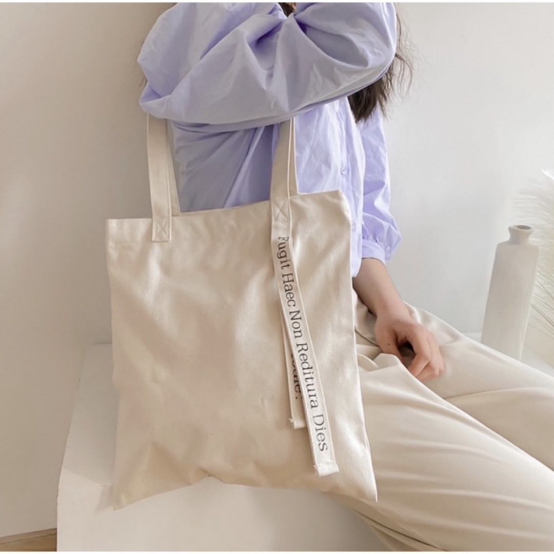持ち手メッセージトートバッグ ホワイト きなり色 シンプル お洒落 男女兼用 レディースのバッグ(トートバッグ)の商品写真