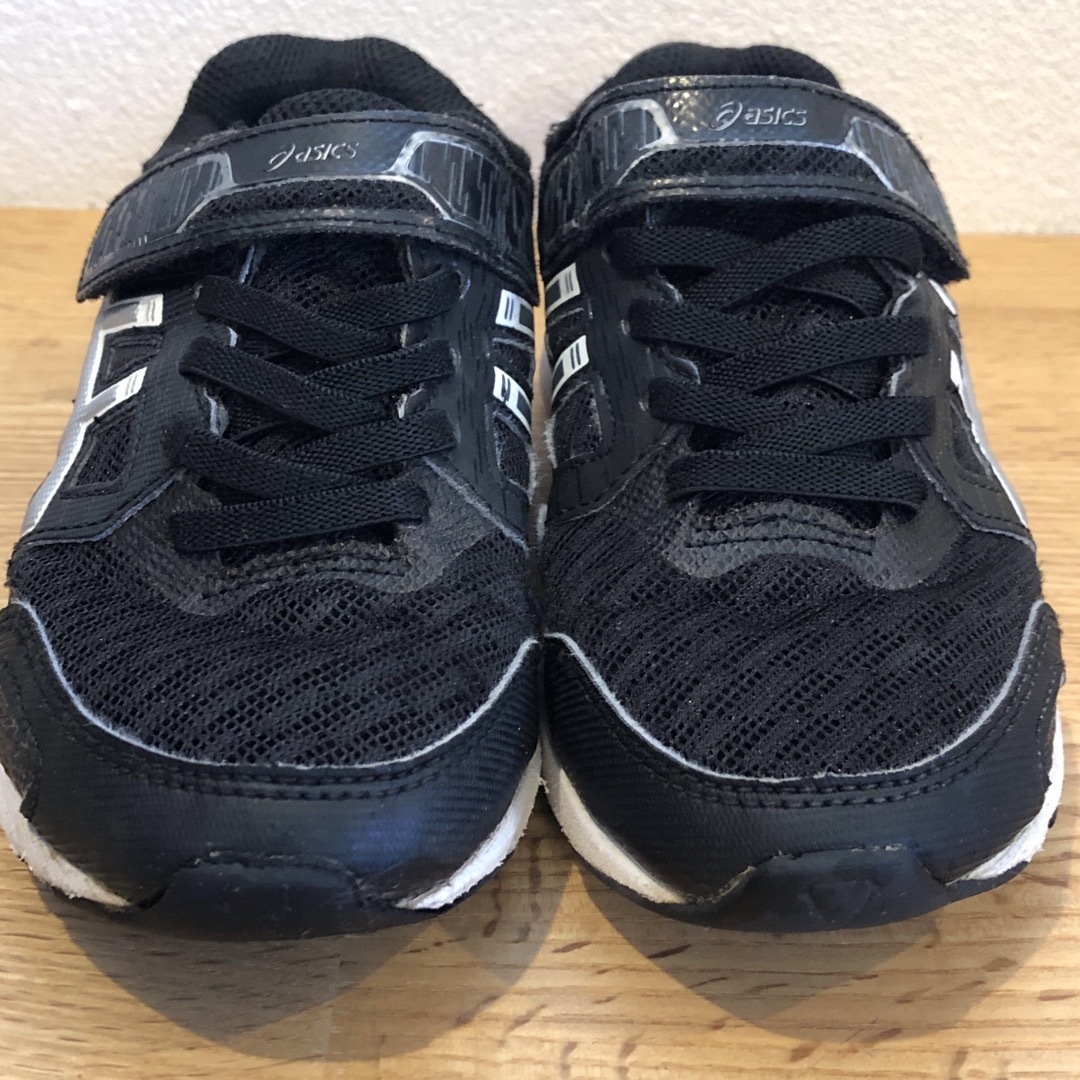 asics(アシックス)のasics　LAZER BEAM　レーザービーム　スニーカー　19.0cm　黒 キッズ/ベビー/マタニティのキッズ靴/シューズ(15cm~)(スニーカー)の商品写真