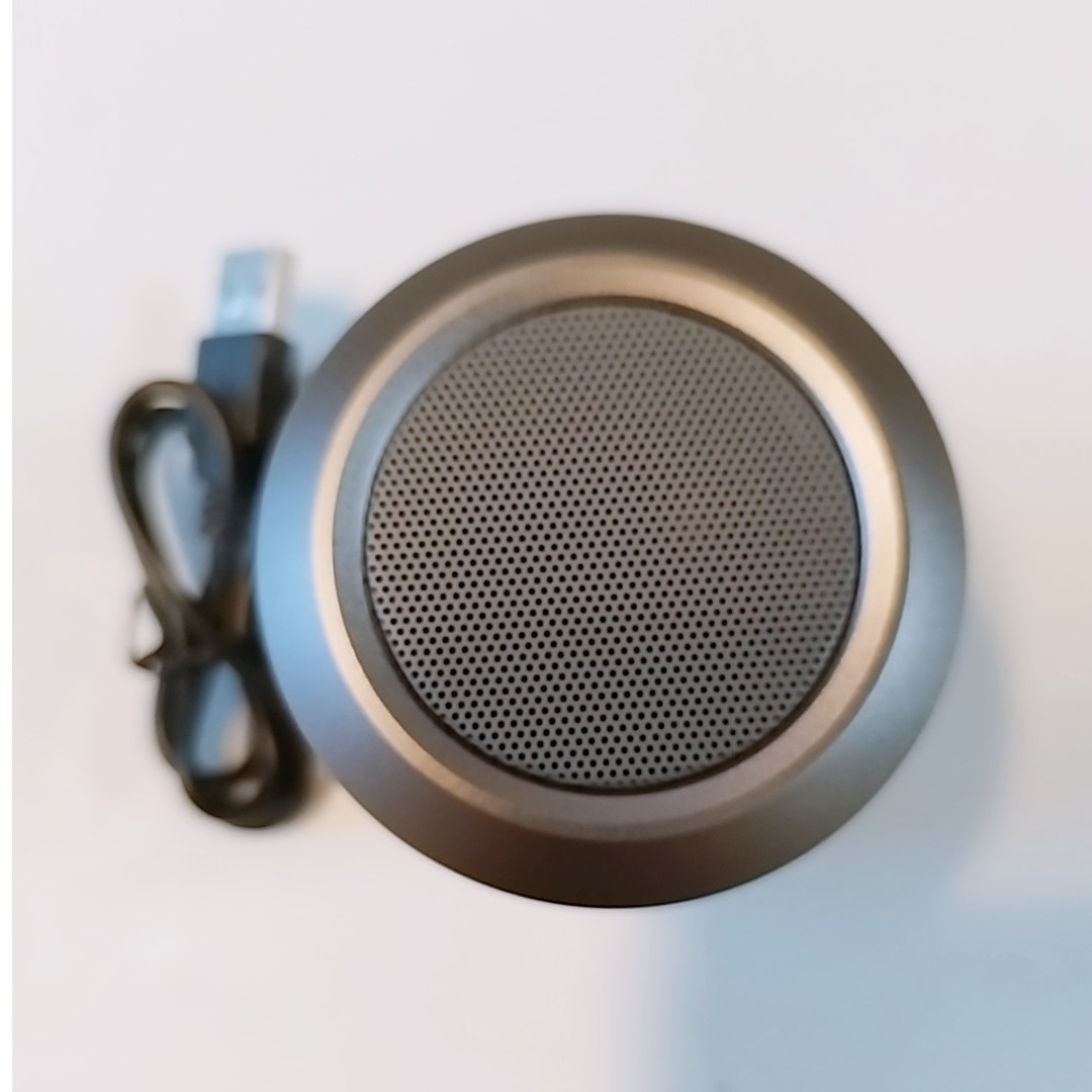 アイリスオーヤマ(アイリスオーヤマ)の美品【アイリスオーヤマ　Bluetoothスピーカー】ワイヤレス スマホ/家電/カメラのオーディオ機器(スピーカー)の商品写真