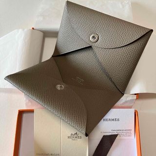 新品/未使用 HERMES エルメス カルヴィ エトゥープ シルバー金具 U刻印