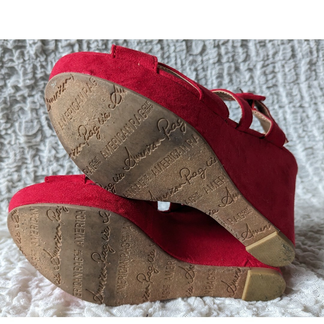 AMERICAN RAG CIE(アメリカンラグシー)のアメリカンラグシー●サンダル ウエッジソール 赤 22.5cm●美品 レディースの靴/シューズ(サンダル)の商品写真
