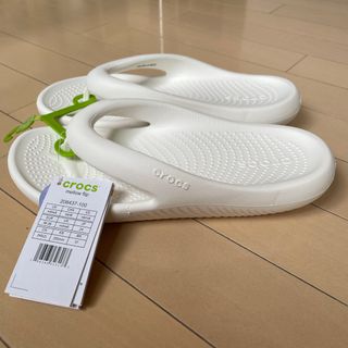 クロックス(crocs)の新品　CROCS メロウ リカバリー フリップ  M6 / W8 (サンダル)