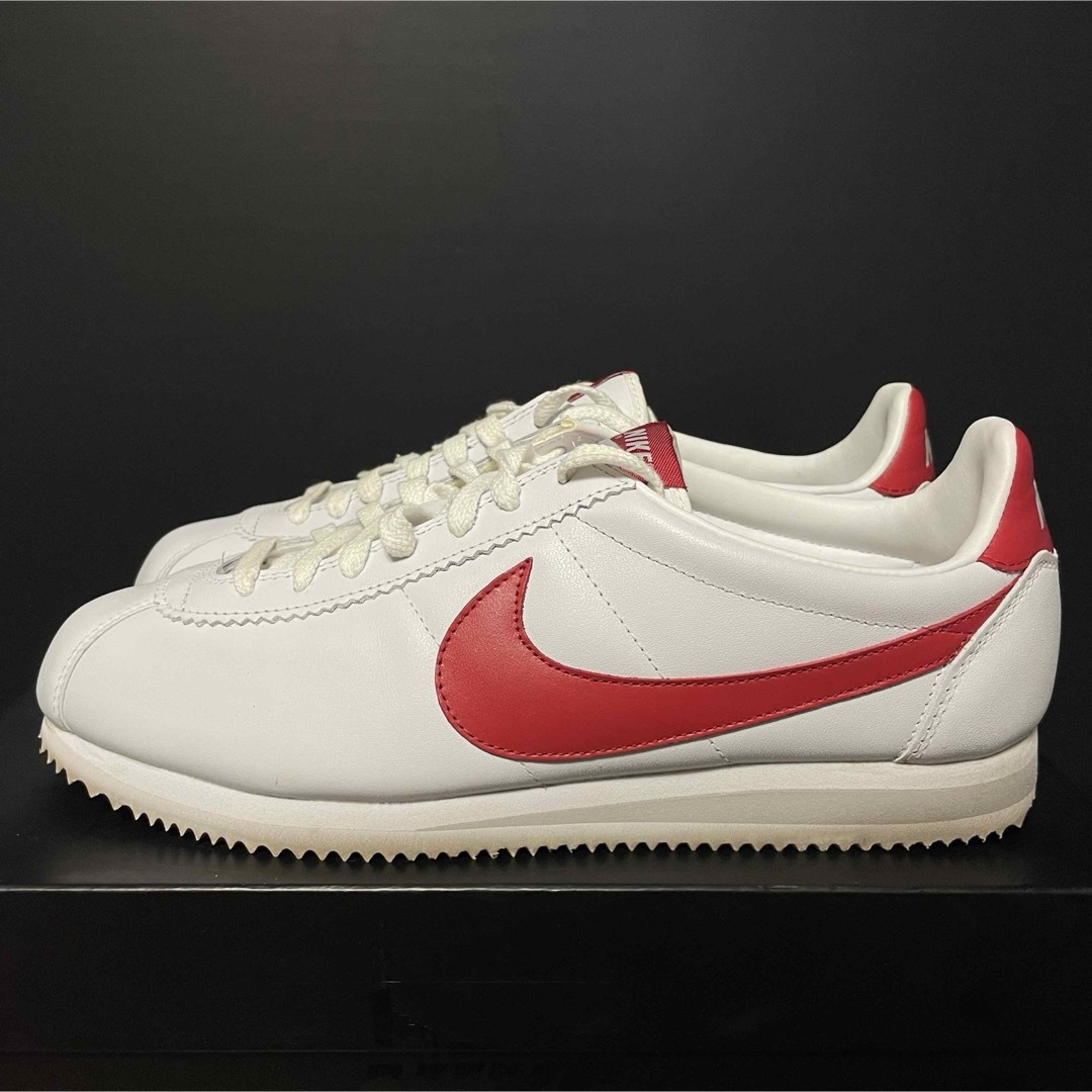 NIKE(ナイキ)のNIKE Classic Cortez Leather  09 メンズの靴/シューズ(スニーカー)の商品写真