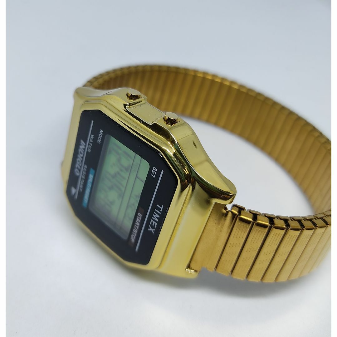 TIMEX(タイメックス)のTIMEX　クラシックデジタル ゴールド　中古　エクスパンションベルト メンズの時計(腕時計(デジタル))の商品写真