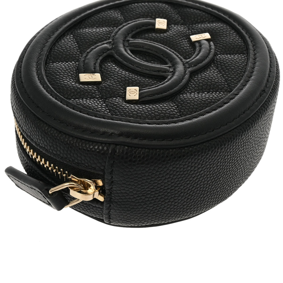 CHANEL(シャネル)の中古 シャネル CHANEL A81458 29番台 レディース コインケース ブラック /ゴールド金具 グレインドカーフスキン レディースのファッション小物(コインケース)の商品写真