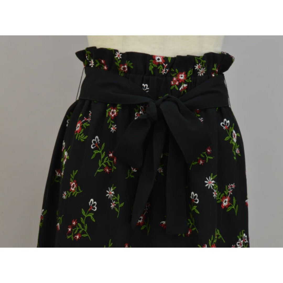 ef-de(エフデ)のエフデ ef-de 花刺繍 セットアップ シャツ/ブラウス&スカート 9サイズ ブラック レディース F-M10564 レディースのワンピース(ミニワンピース)の商品写真