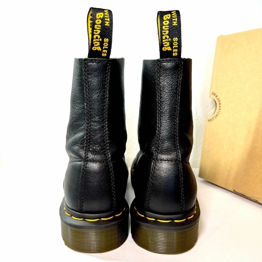 Dr.Martens(ドクターマーチン)のドクターマーチン レースアップブーツ 8ホール UK5 24～24.5 ブラック レディースの靴/シューズ(ブーツ)の商品写真