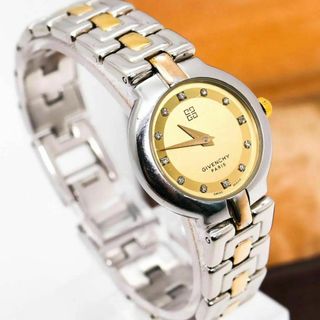 ジバンシィ 腕時計(レディース)の通販 200点以上 | GIVENCHYの ジバンシィ 腕時計(レディース)の通販 200点以上 | GIVENCHYの