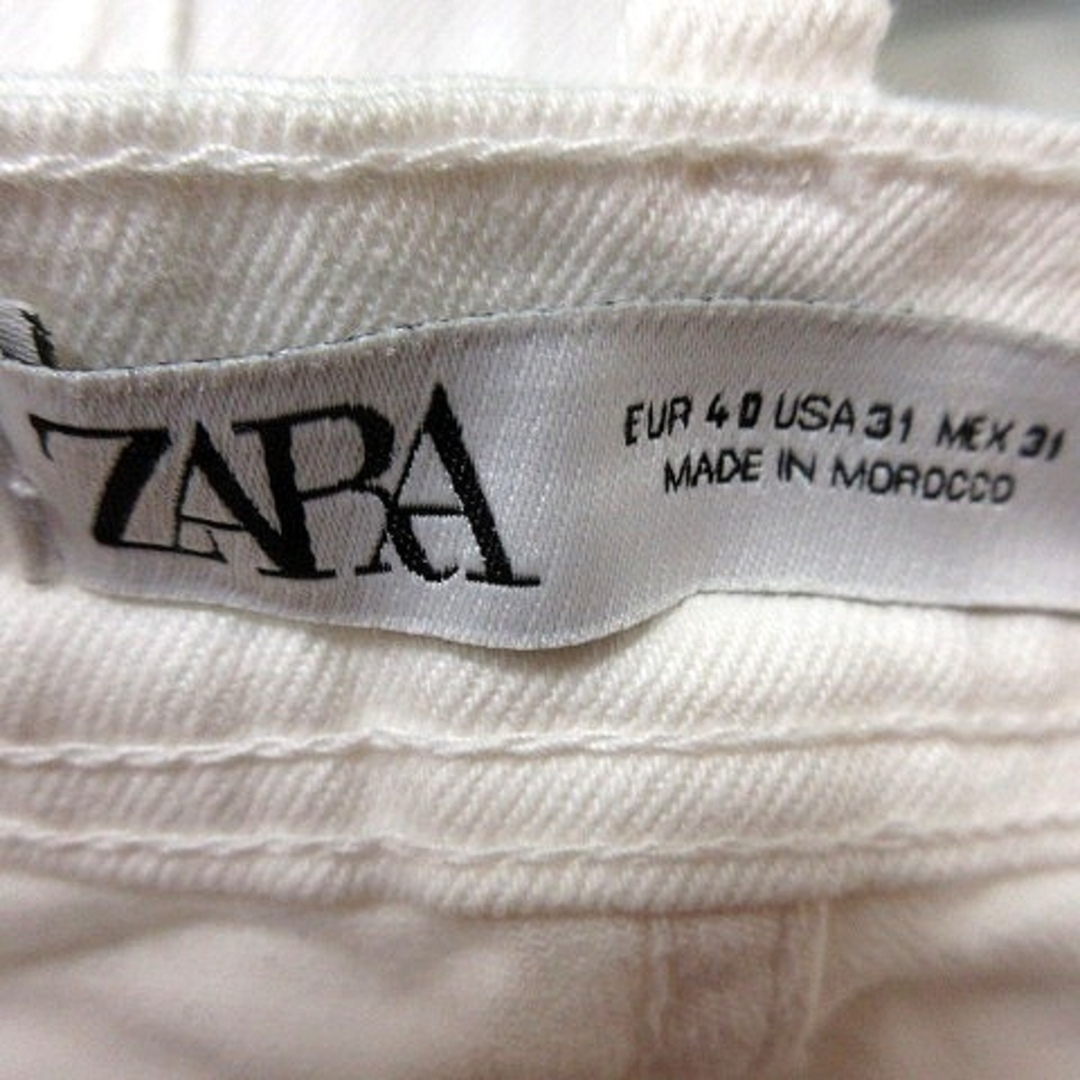 ZARA(ザラ)のザラ ZARA パンツ デニム ジーンズ ストレート ロング 40 白  レディースのパンツ(デニム/ジーンズ)の商品写真