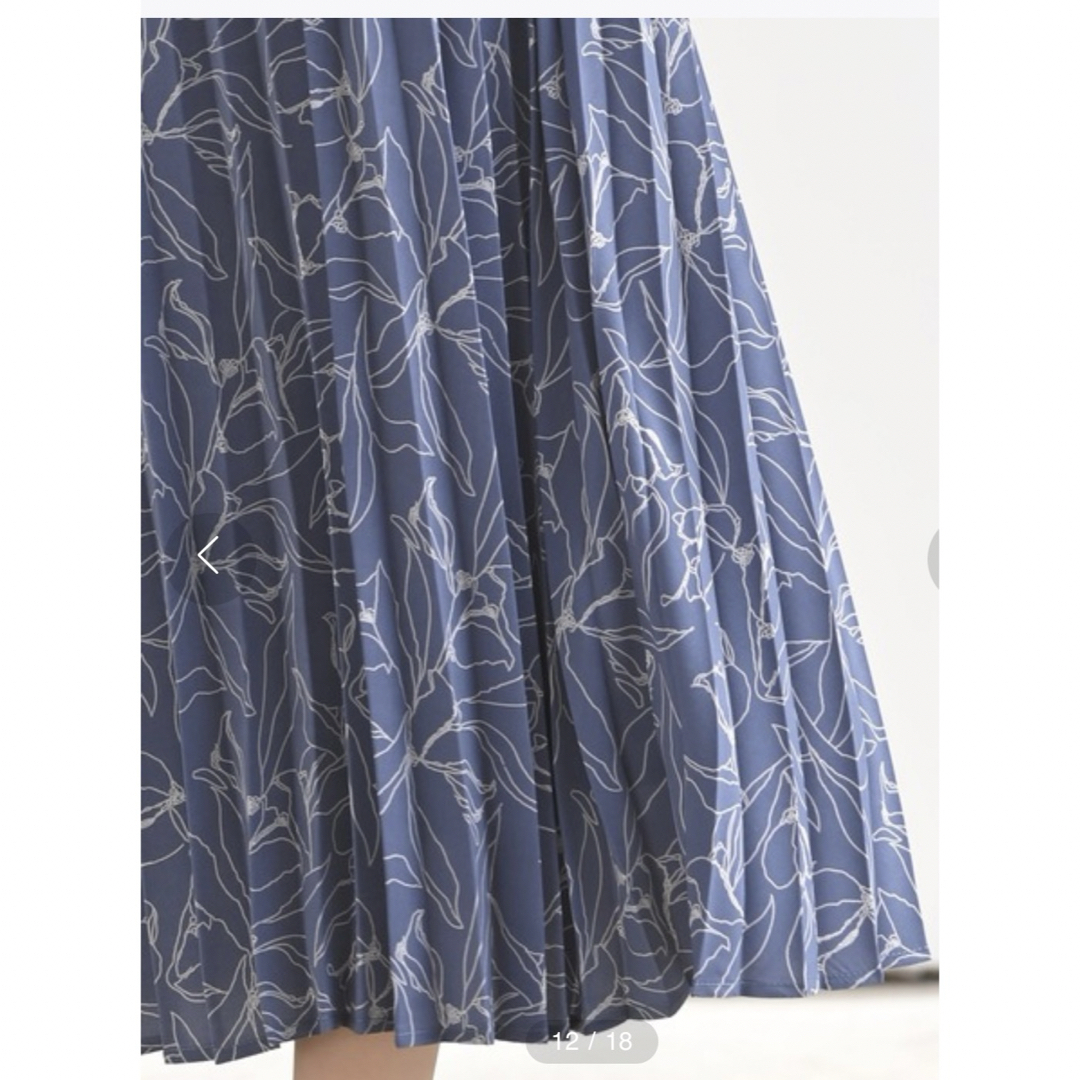 rps(アルピーエス)の●新品　rps 絵画フラワープリントプリーツスカート  　Mサイズ レディースのスカート(ロングスカート)の商品写真