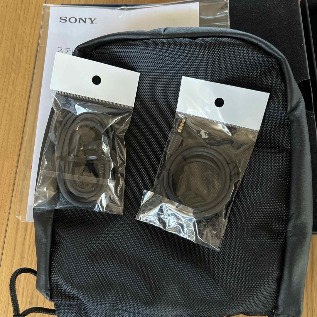 『美品』SONY  ステレオヘッドホン MDR-1 MDR-1A(B) スマホ/家電/カメラのオーディオ機器(ヘッドフォン/イヤフォン)の商品写真