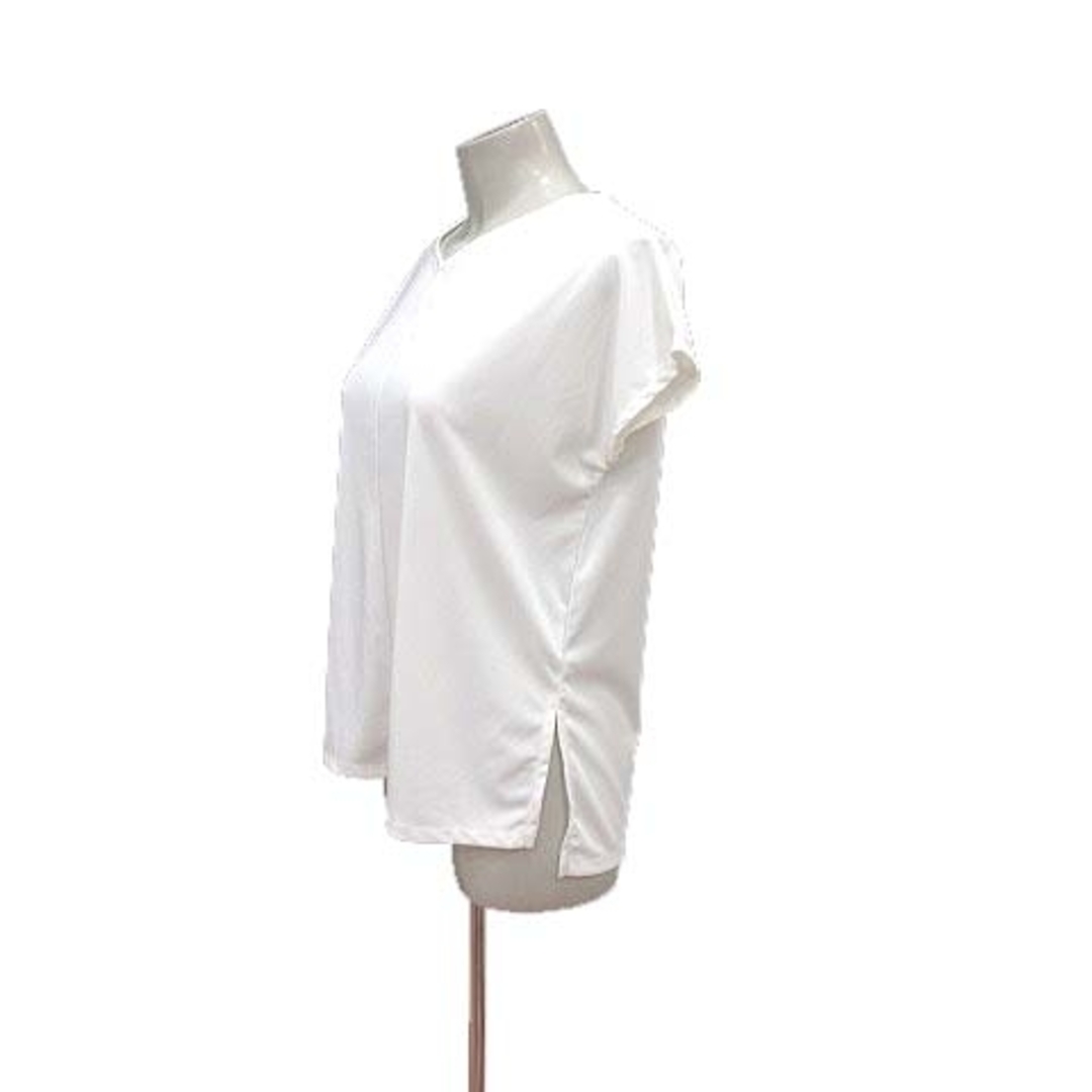 INDIVI(インディヴィ)のインディヴィ INDIVI ブラウス Vネック 半袖 05 白 ホワイト /YK レディースのトップス(シャツ/ブラウス(半袖/袖なし))の商品写真