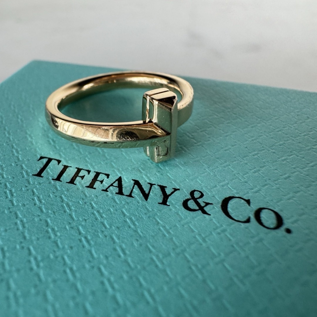 Tiffany & Co.(ティファニー)のTiffany ティファニー Tワン ナロー リング 750 PG 4.1g レディースのアクセサリー(リング(指輪))の商品写真