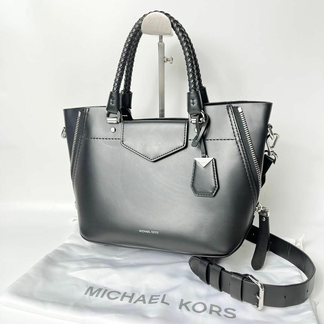 Michael Kors(マイケルコース)の【美品・保存袋付】マイケルコース　ブラック　レザー　2wayハンドバッグ レディースのバッグ(ハンドバッグ)の商品写真