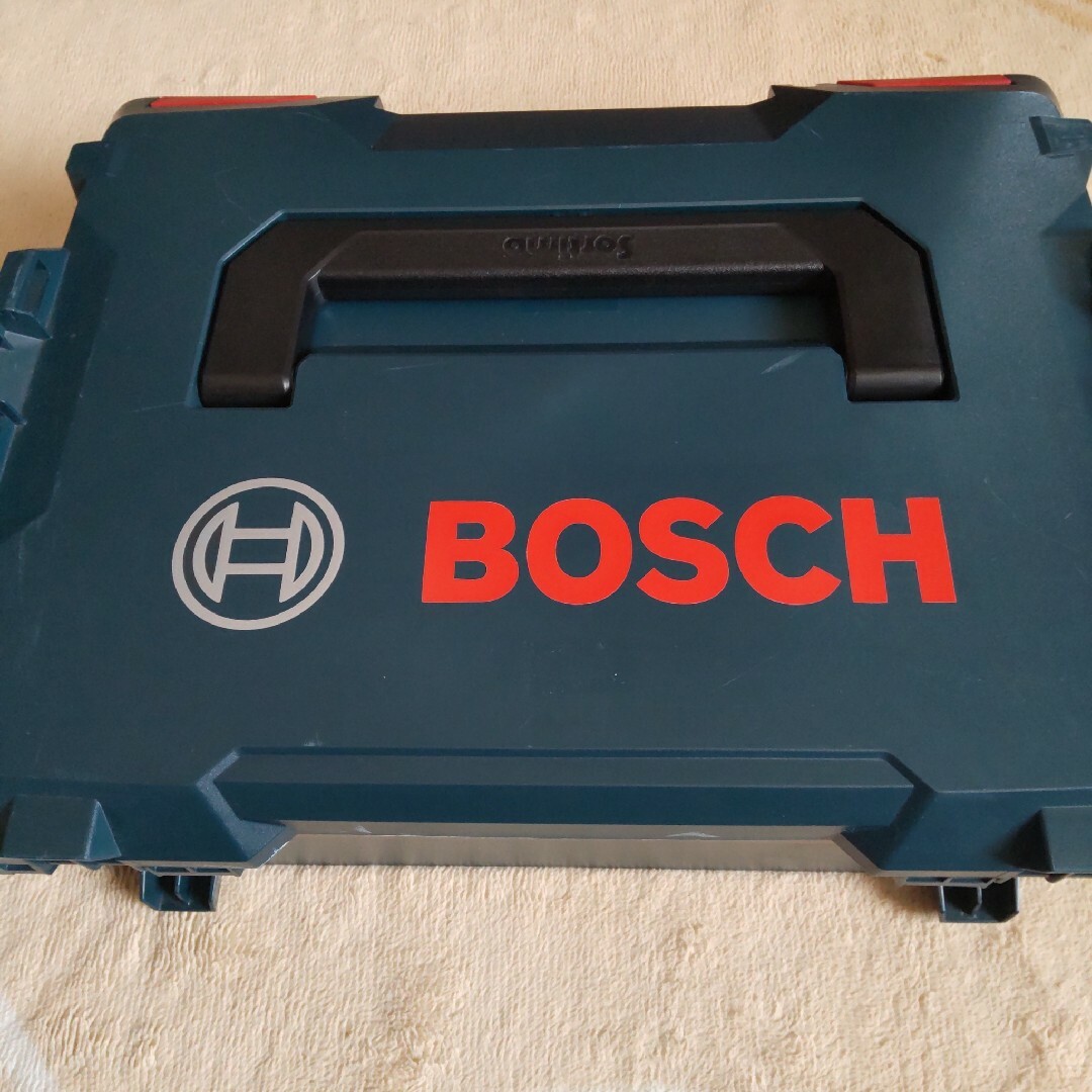 BOSCH(ボッシュ)の本体は未使用に近い！ボッシュ18Vインパクト　GDR18V-200C 送料込み！ インテリア/住まい/日用品のインテリア/住まい/日用品 その他(その他)の商品写真