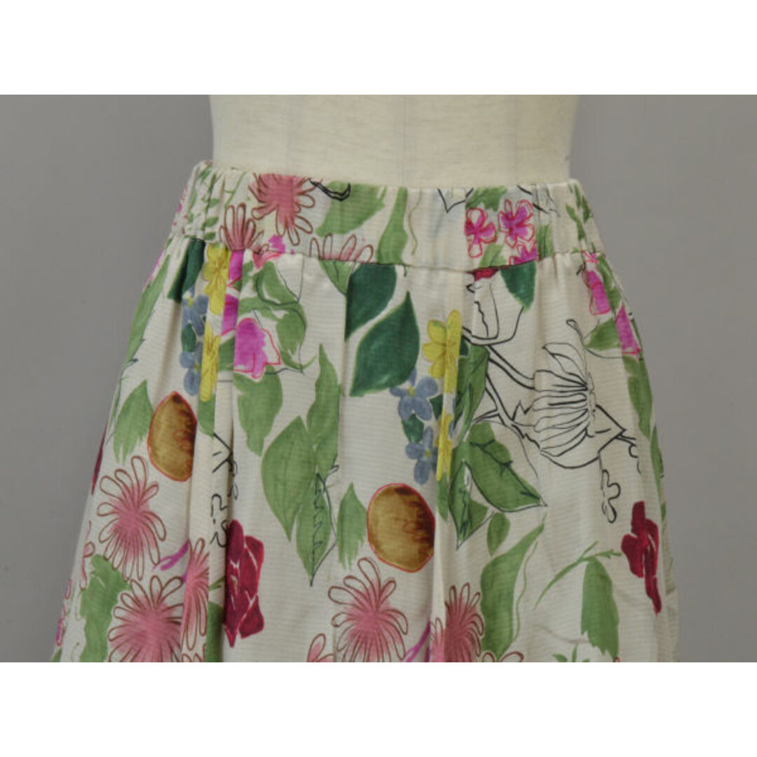 シビラ Sybilla スカート 花柄 Mサイズ アイボリー×マルチカラー レディース e_u F-M12355 レディースのスカート(ミニスカート)の商品写真