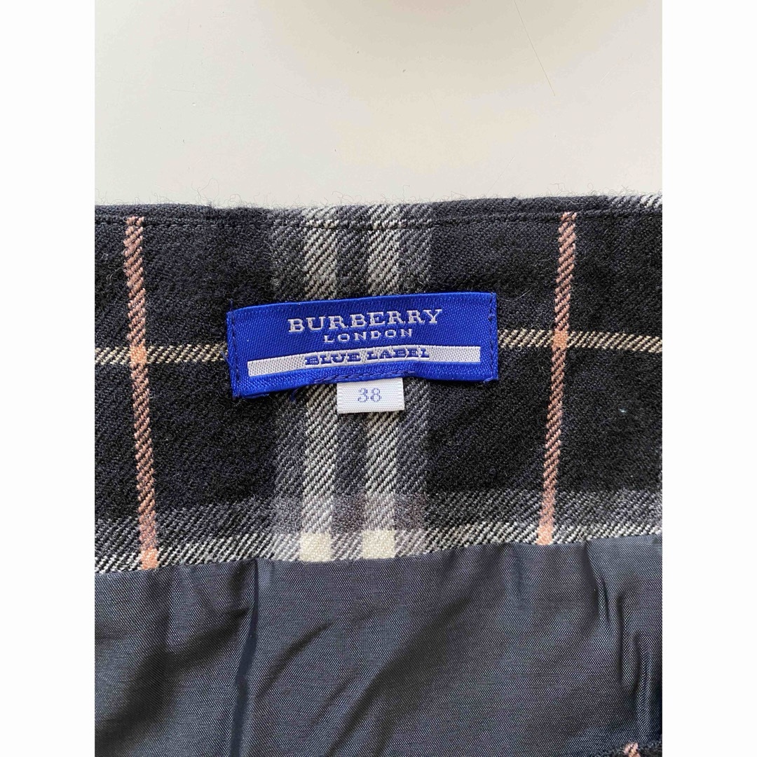 BURBERRY BLUE LABEL(バーバリーブルーレーベル)のバーバリー　ブルーレーベル　ミニスカート　ラップスカート　プリーツ　チェック レディースのスカート(ミニスカート)の商品写真