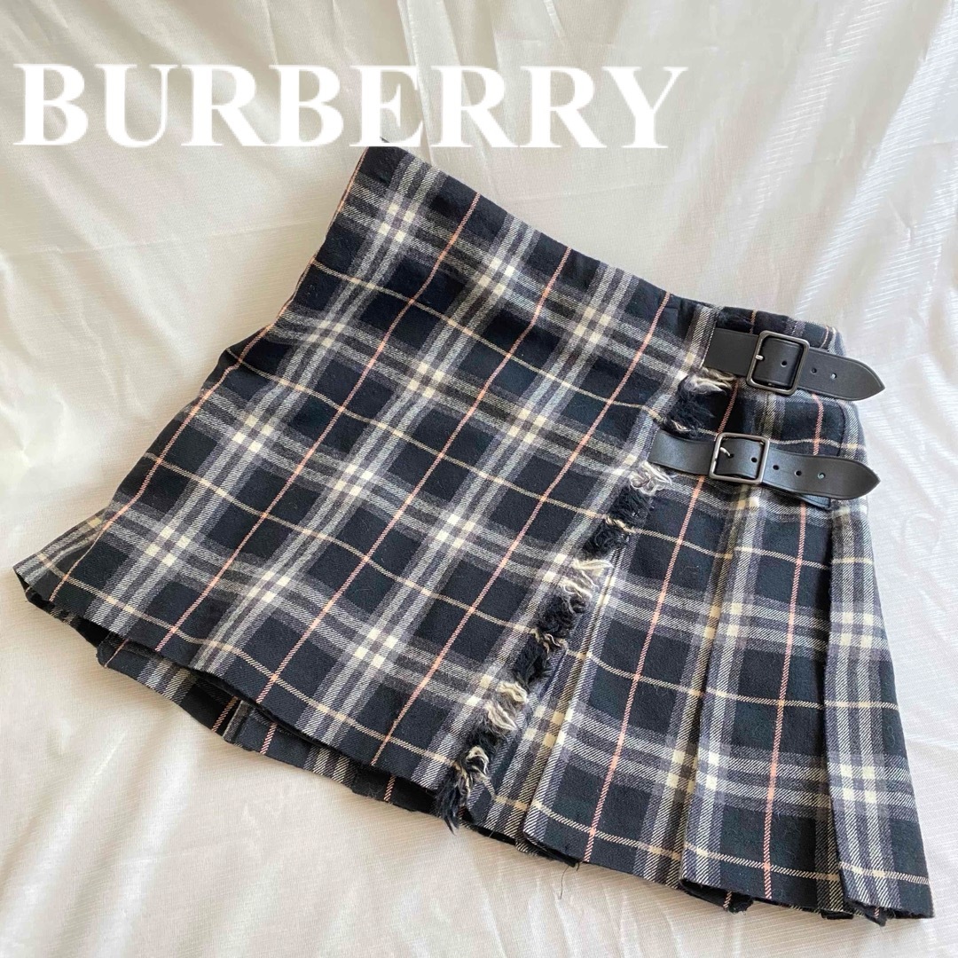 BURBERRY BLUE LABEL(バーバリーブルーレーベル)のバーバリー　ブルーレーベル　ミニスカート　ラップスカート　プリーツ　チェック レディースのスカート(ミニスカート)の商品写真