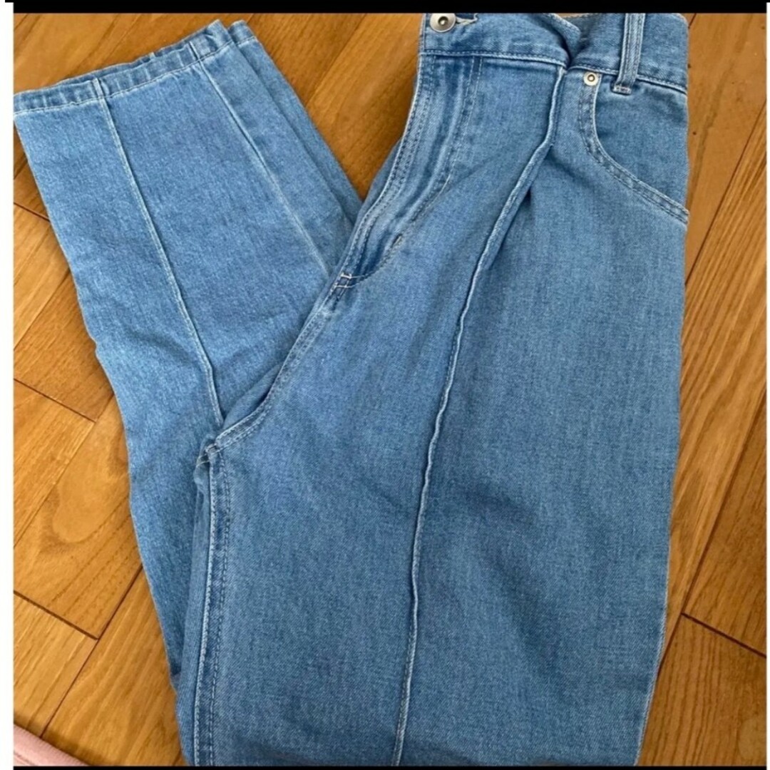 Her lip to(ハーリップトゥ)のHerlipto Hight Waisted Straight Jeans レディースのパンツ(デニム/ジーンズ)の商品写真