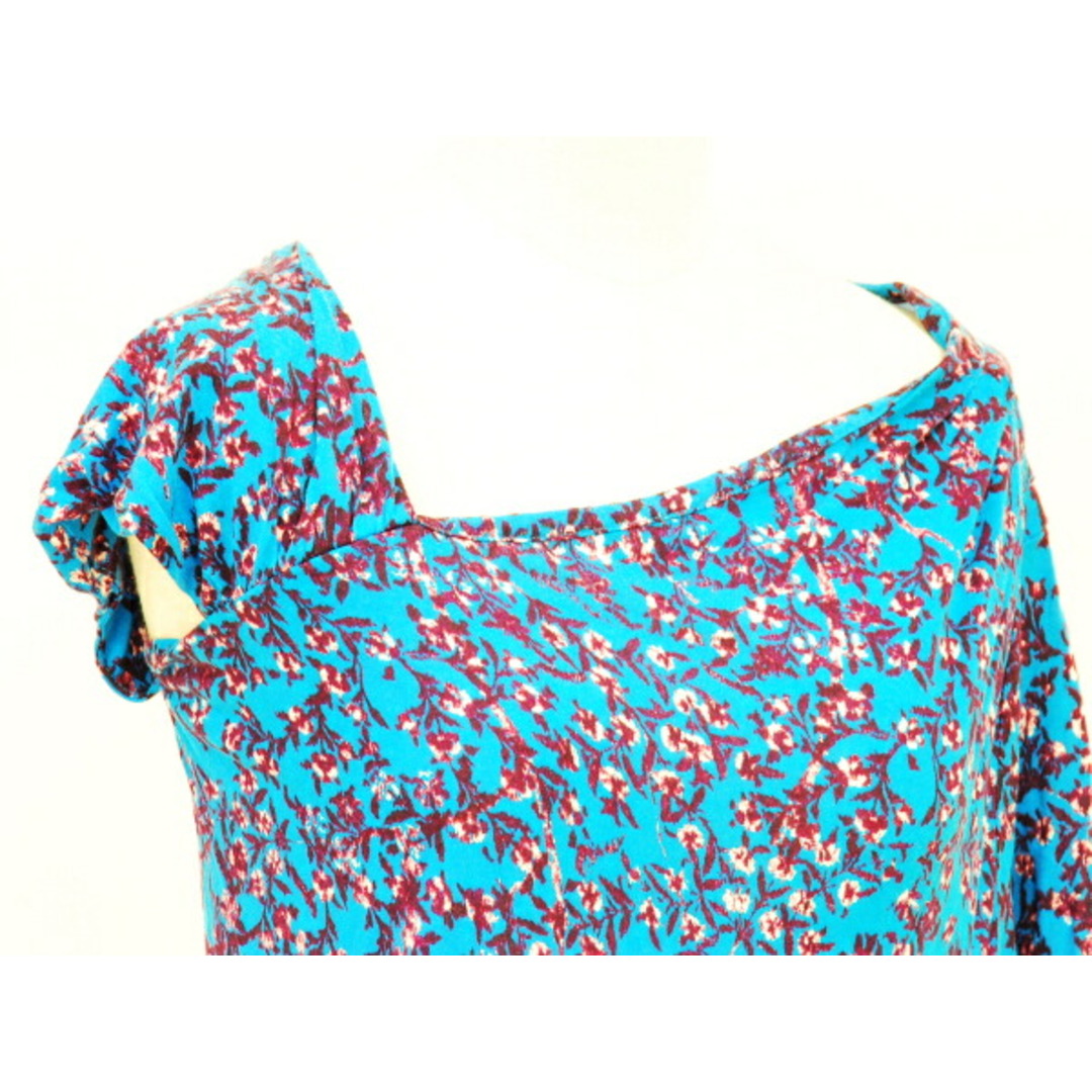 SEE BY CHLOE(シーバイクロエ)のシーバイクロエ SEE BY CHLOE 花柄 変形 カットソー 40サイズ ブルー レディース F-M4366 レディースのトップス(Tシャツ(半袖/袖なし))の商品写真