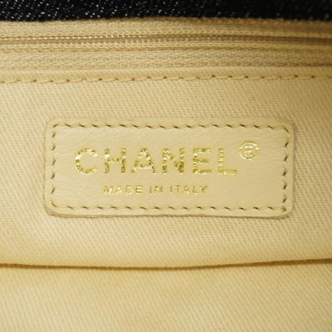 CHANEL(シャネル)の★SALE 【4ic2765】シャネル トートバッグ/チェーンショルダー/デニム/ネイビー/シャンパンゴールド金具 【中古】レディース レディースのバッグ(トートバッグ)の商品写真