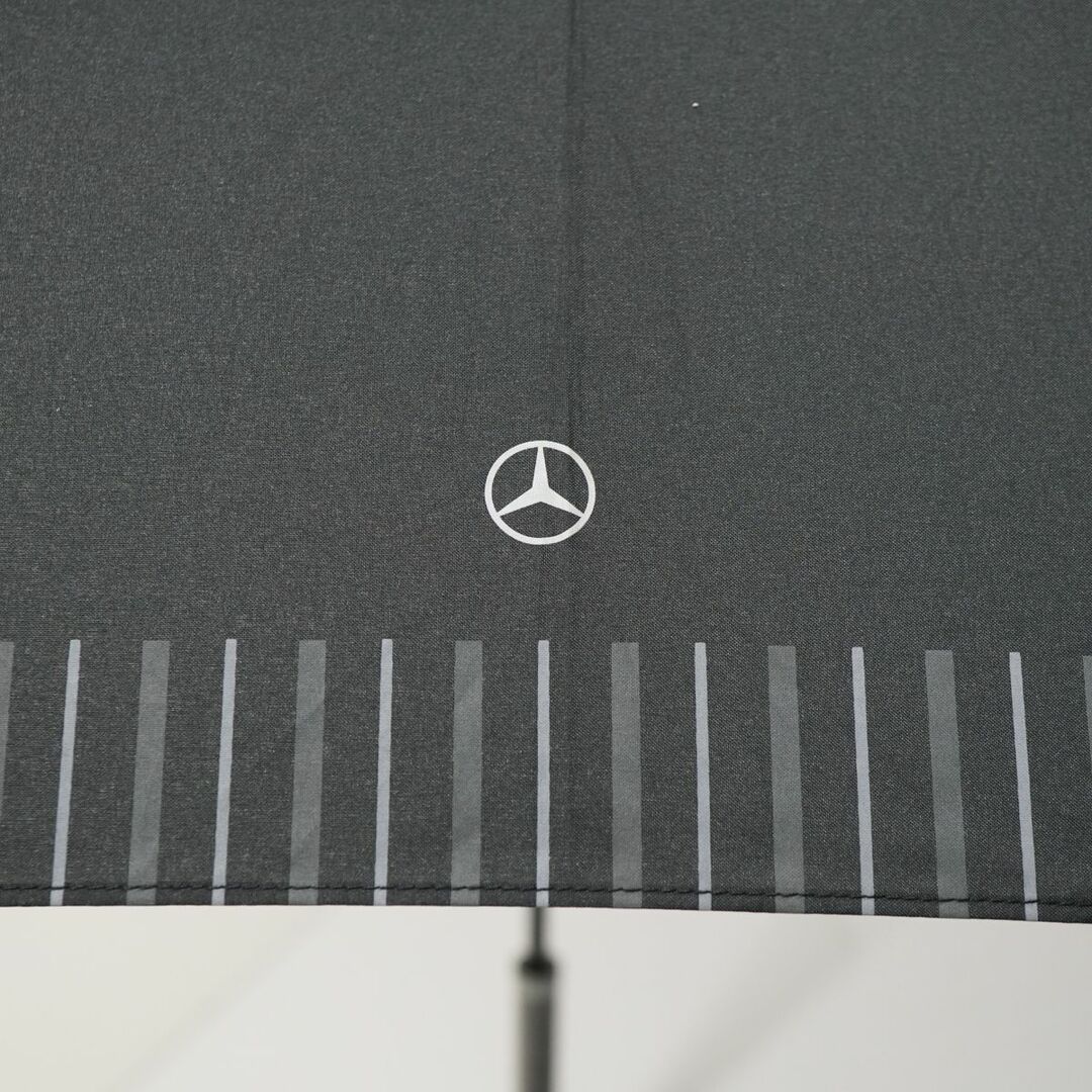 傘 Mercedes-Benz メルセデスベンツ USED美品 ブラック エンブレム 非売品 ノベルティ 65cm A0738 メンズのファッション小物(傘)の商品写真