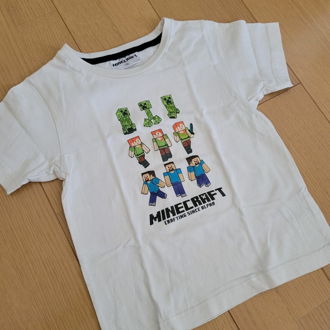 Minecraft(マインクラフト)の130cm　夏服　男の子　半袖Tシャツ　2枚セット キッズ/ベビー/マタニティのキッズ服男の子用(90cm~)(Tシャツ/カットソー)の商品写真