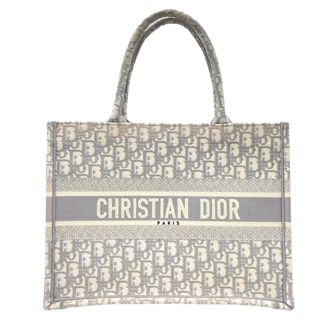 Christian Dior(クリスチャンディオール)の　クリスチャン・ディオール Christian Dior ブックトートミディアム M1296ZRIW ホワイト キャンバス レディース トートバッグ レディースのバッグ(トートバッグ)の商品写真