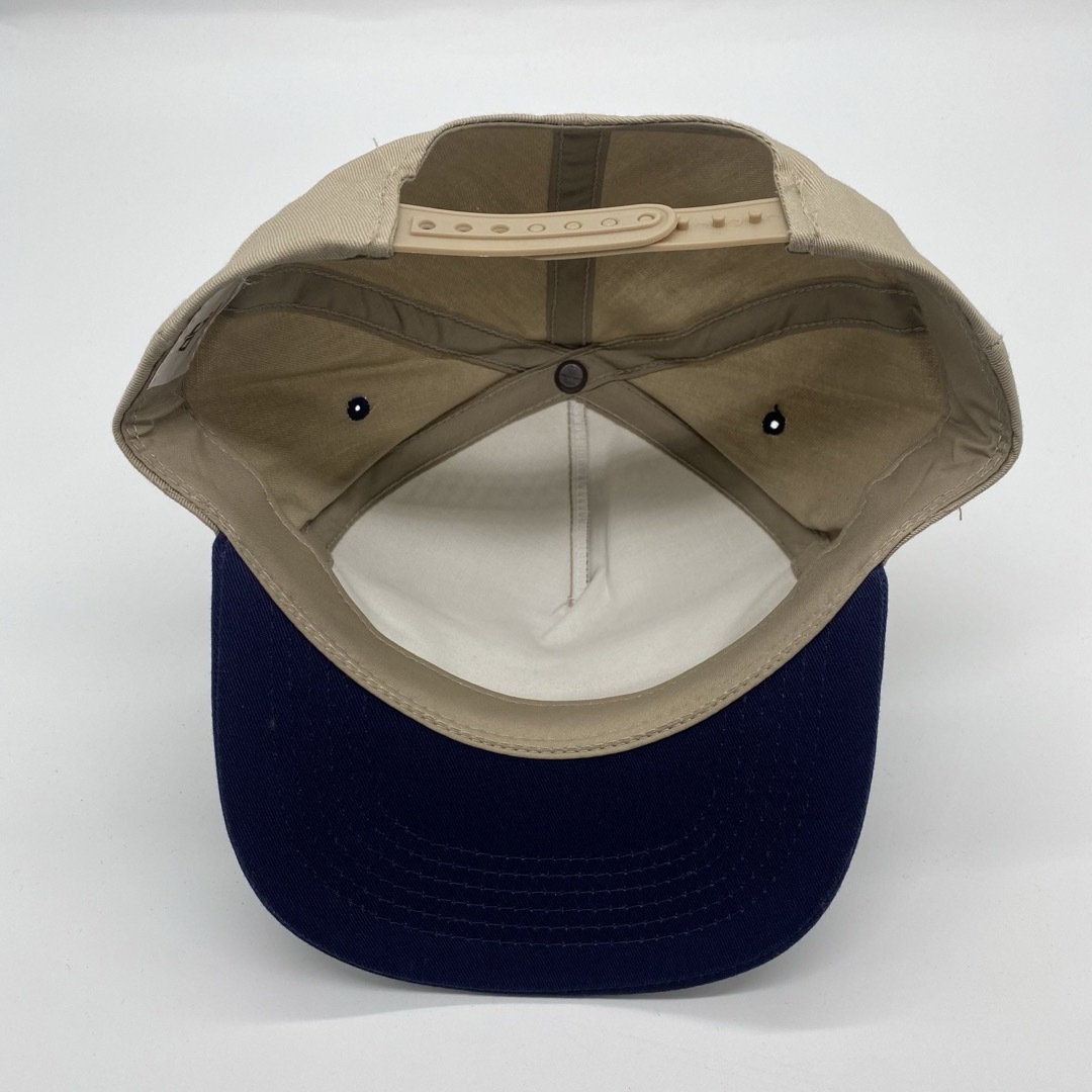 VINTAGE(ヴィンテージ)の90s~　ヴィンテージ　企業モノ　プリントロゴ　2トーンカラーキャップ　スナップ メンズの帽子(キャップ)の商品写真