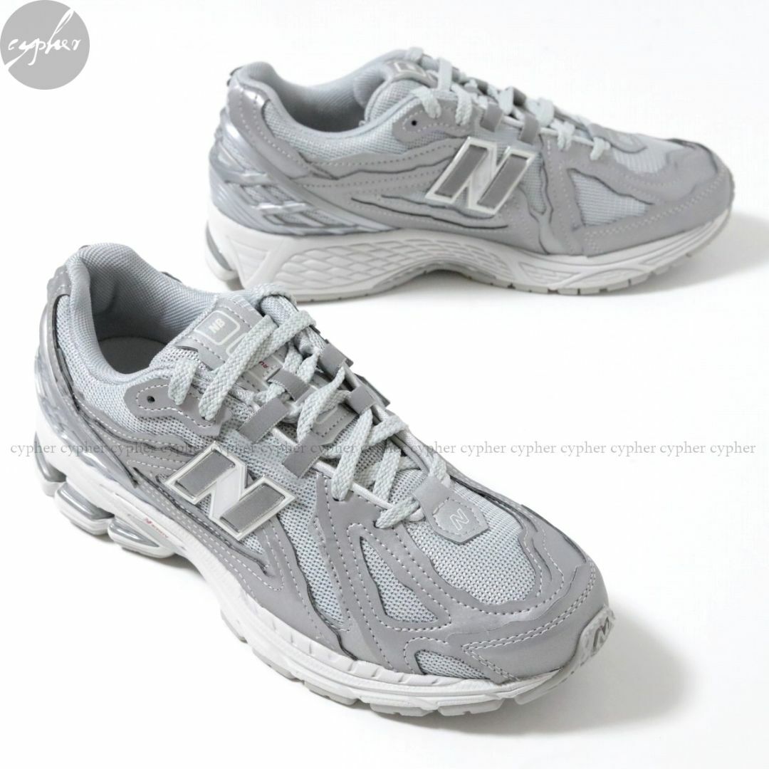 New Balance(ニューバランス)の27cm 新品 ニューバランス M1906DH スニーカー シルバー グレー メンズの靴/シューズ(スニーカー)の商品写真