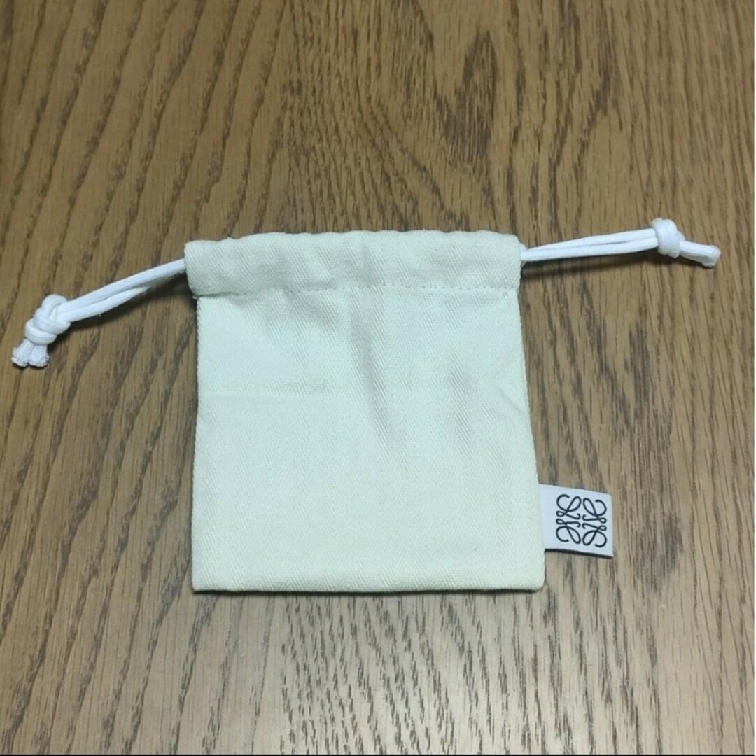 LOEWE(ロエベ)のLOEWE　巾着　ロエベ レディースのバッグ(ショップ袋)の商品写真