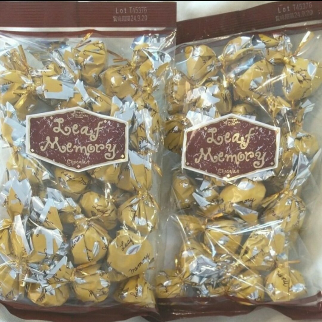 モンロワール(モンロワール)のモンロワール　リーフメモリー  サービス袋　黄2袋　チョコレート 食品/飲料/酒の食品(菓子/デザート)の商品写真