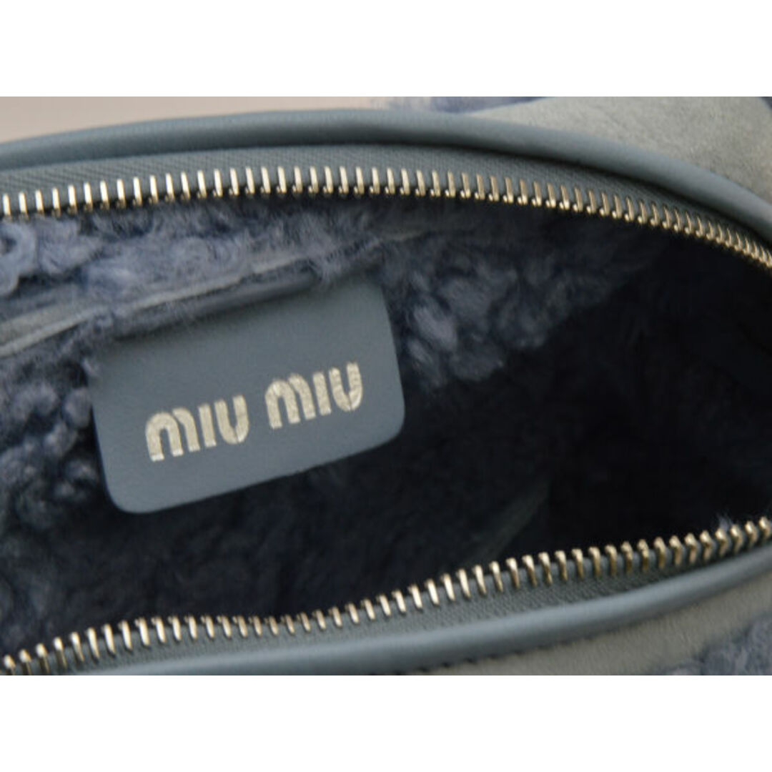 miumiu(ミュウミュウ)のミュウミュウ MIU MIU 2WAY ショルダーバッグ シープファー ムートン 5BH118 ライトブルー レディース su_p e_u F-YA479 レディースのバッグ(ショルダーバッグ)の商品写真