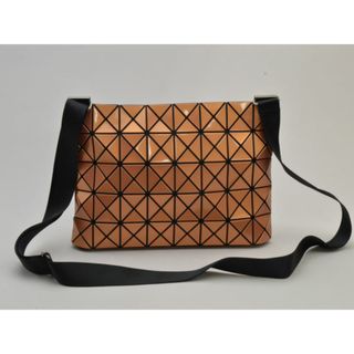 ISSEY MIYAKE - イッセイミヤケ BAOBAO ISSEY MIYAKE ショルダーバッグ BB43-AG301 ブロンズ レディース j_p F-YA491