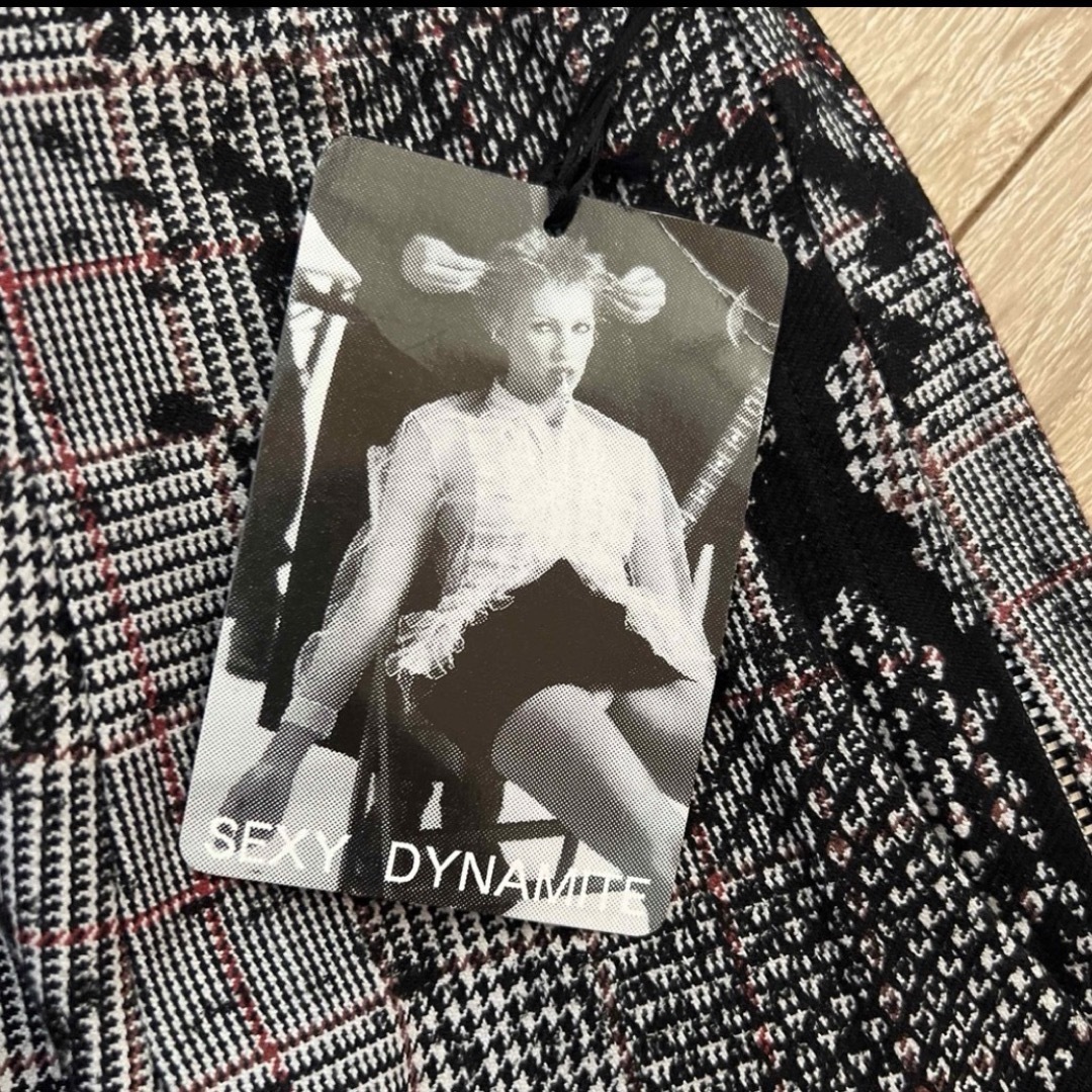 SEXY DYNAMITE(セクシーダイナマイト)の新品タグ付● セクシー ダイナマイト ロンドン ミニスカート　Sサイズ レディースのスカート(ミニスカート)の商品写真