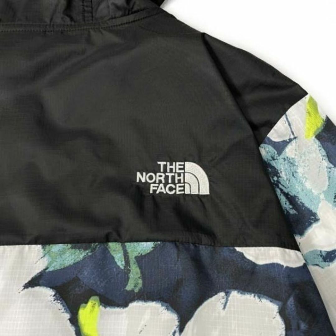 THE NORTH FACE(ザノースフェイス)のノースフェイス ウインドパーカー US限定 ロゴ刺繍(M)紺 総柄 180915 メンズのジャケット/アウター(その他)の商品写真