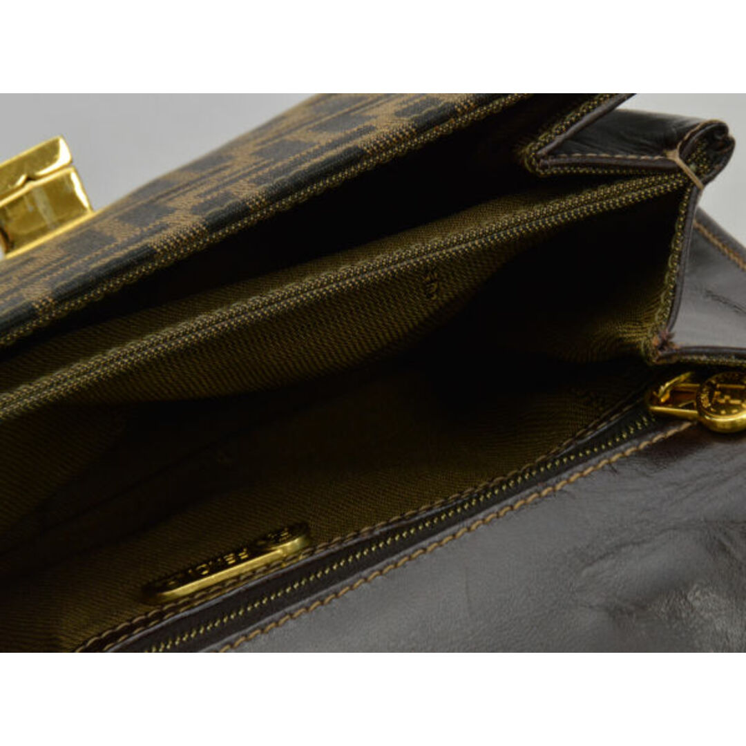 FENDI(フェンディ)のフェンディ FENDI ズッカ ハンドバッグ ブラウン ゴールド金具 イタリア製 レディース su_p e_u F-YA549 レディースのバッグ(ハンドバッグ)の商品写真