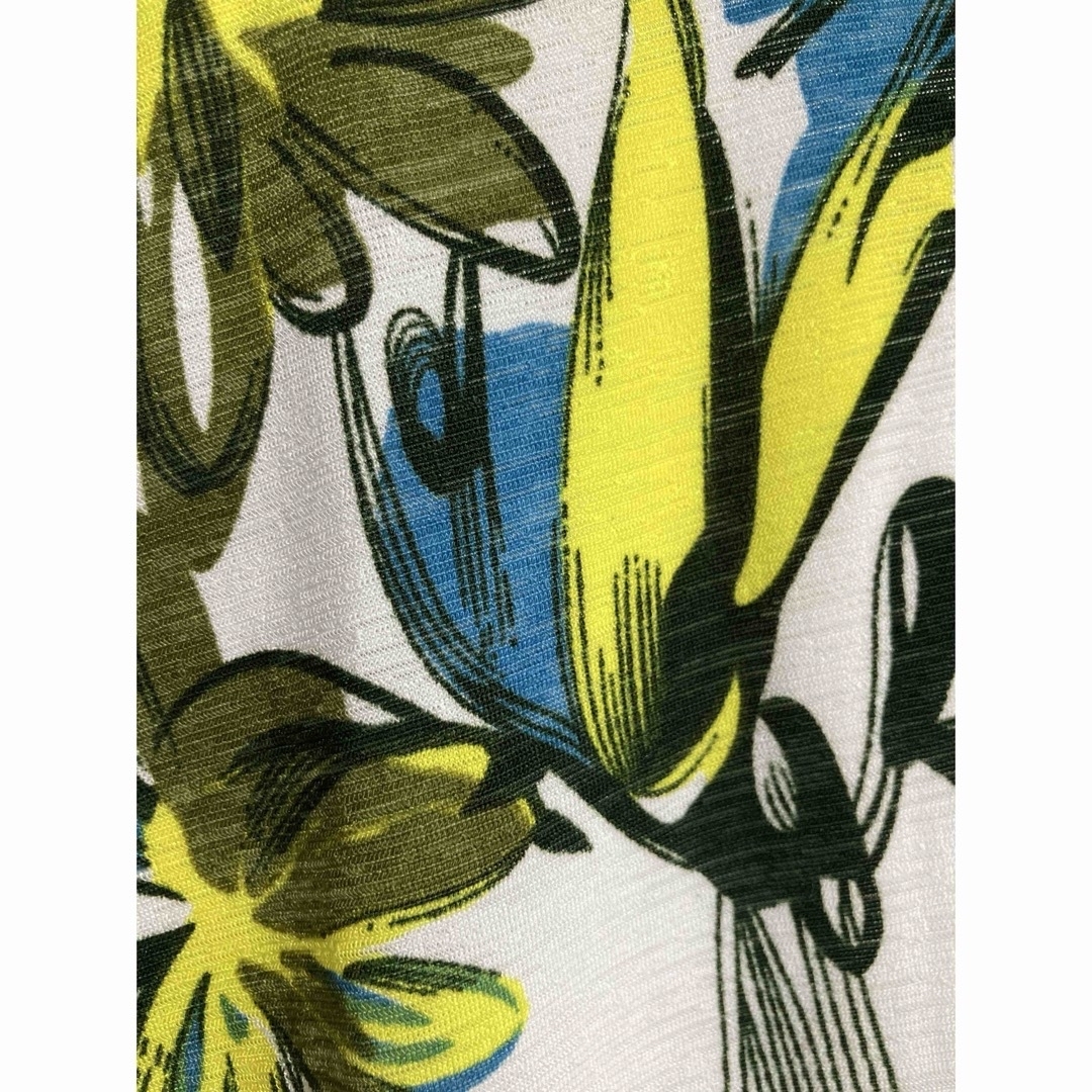 花柄サラサラフレアパンツ！Ｌウエスト62〜90まで レディースのパンツ(カジュアルパンツ)の商品写真