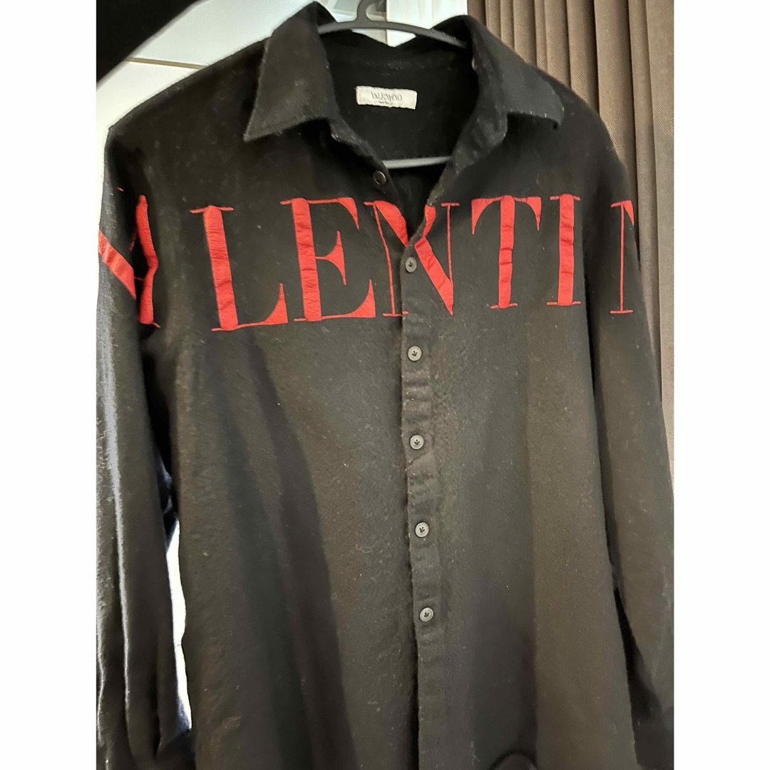 VALENTINO(ヴァレンティノ)のヴァレンティノ　シャツ メンズのトップス(シャツ)の商品写真
