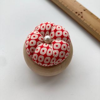 正絹　ピンクッション　針山　羊毛入り(その他)