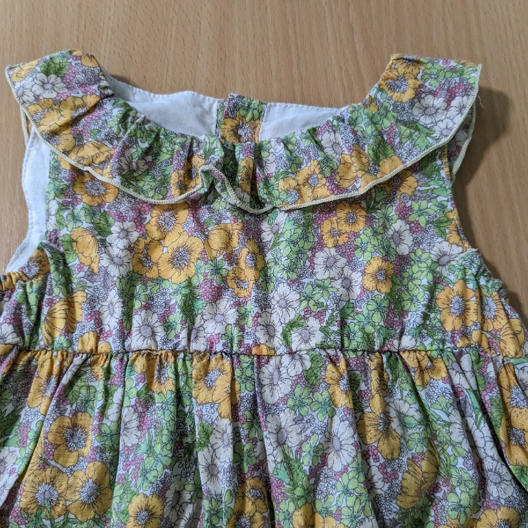 SLAP SLIP(スラップスリップ)のSLAPSLIP　スラップスリップ　ワンピース　90　花柄 キッズ/ベビー/マタニティのキッズ服女の子用(90cm~)(ワンピース)の商品写真