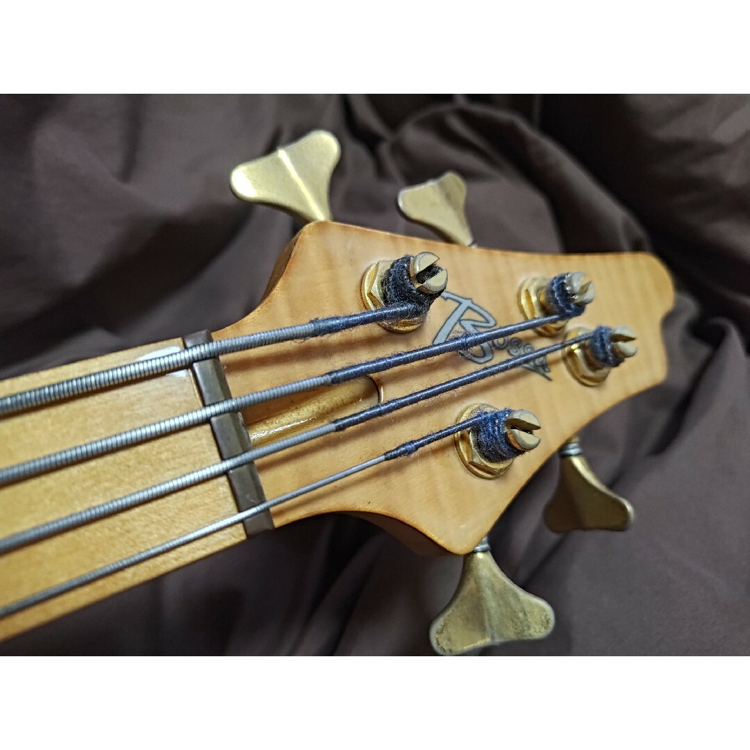 Bossa OB-4 FL フレットレス ボッサ 国産ベース Bossa OB-4 FL フレットレス ボッサ 国産ベース