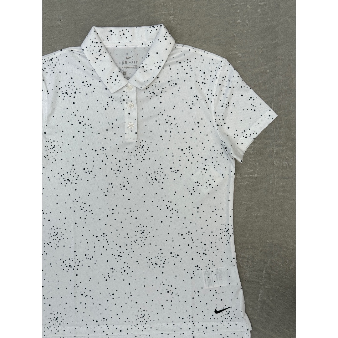 NIKE(ナイキ)の新品 ナイキ ショートスリーブ ポロシャツ ホワイト NIKE ゴルフ テニス レディースのトップス(ポロシャツ)の商品写真
