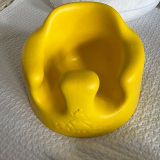 バンボ(Bumbo)の【TT様専用】バンボ　イエロー　黄　テーブル付き(その他)